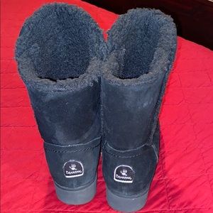 Sz 10 Black Sherpa BearPaw boots